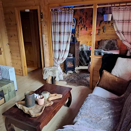 Alp Chnorz Penthouse Apartament