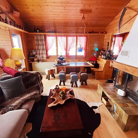 Alp Chnorz Penthouse Apartament *
